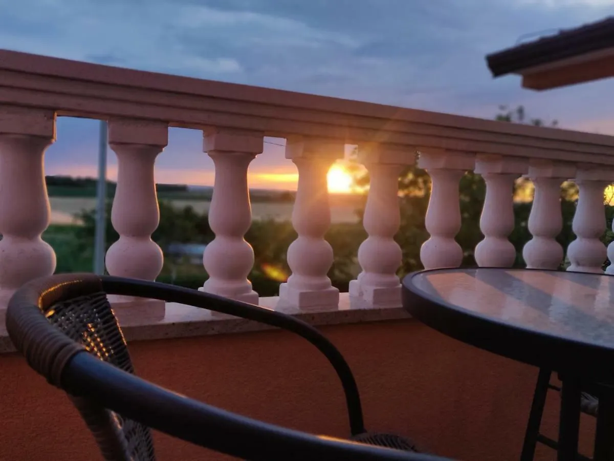 Apartment Sole Umag Hırvatistan